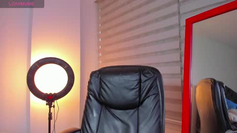 ESTEBAN online show from February 28, 2025, 9:23 pm