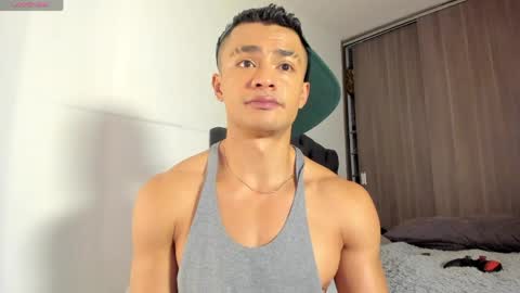 ESTEBAN online show from March 25, 2026, 10:16 pm