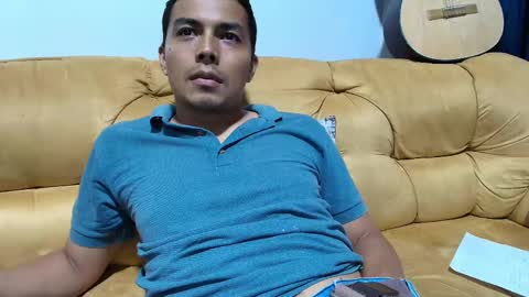 Snapshot of estebancot0314 chatting on February 26, 2025, 5:09 am Esteban online show from February 26, 2025, 5:09 am