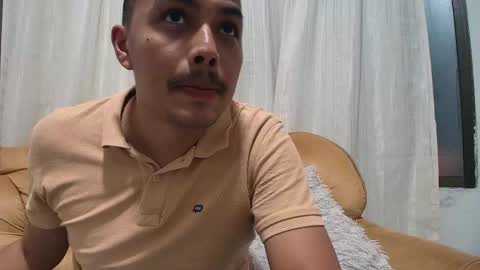 Snapshot of estebancot0314 chatting on November 12, 2025, 5:41 am Esteban online show from November 12, 2025, 5:41 am