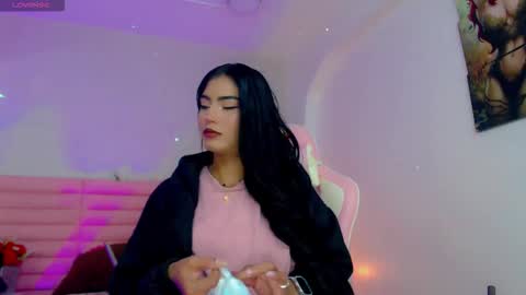 Snapshot of estefany_squirt chatting on March 22, 2026, 4:27 am estefany_squirt online show from March 22, 2026, 4:27 am