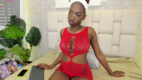 Snapshot of estefanyy_ chatting on February 23, 2025, 11:33 am estefany online show from February 23, 2025, 11:33 am