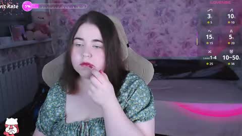 Snapshot of estelle_hicks chatting on May 16, 2026, 7:01 pm estelle_hicks online show from May 16, 2026, 7:01 pm