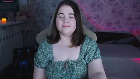 Snapshot of estelle_hicks chatting on May 28, 2026, 7:11 pm estelle_hicks online show from May 28, 2026, 7:11 pm