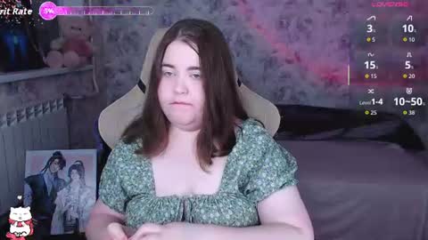 Snapshot of estelle_hicks chatting on June 13, 2026, 7:12 pm estelle_hicks online show from June 13, 2026, 7:12 pm