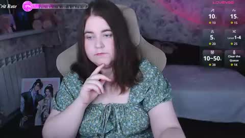 Snapshot of estelle_hicks chatting on July 18, 2026, 7:17 pm estelle_hicks online show from July 18, 2026, 7:17 pm