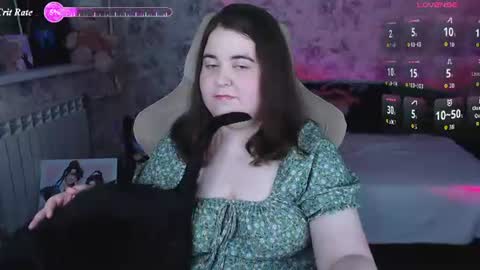 Snapshot of estelle_hicks chatting on July 20, 2026, 7:27 pm estelle_hicks online show from July 20, 2026, 7:27 pm