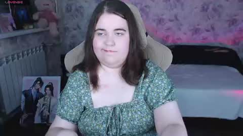 Snapshot of estelle_hicks chatting on July 28, 2026, 7:39 pm estelle_hicks online show from July 28, 2026, 7:39 pm