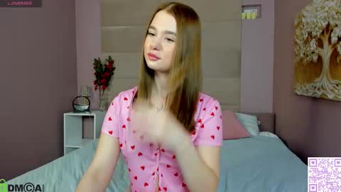 Ester online show from March 6, 2026, 12:40 am