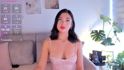 Snapshot of estercollins_ chatting on October 24, 2025, 7:21 pm Is secret online show from October 24, 2025, 7:21 pm