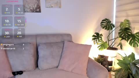 Snapshot of estercollins_ chatting on May 13, 2026, 8:16 pm Is secret online show from May 13, 2026, 8:16 pm
