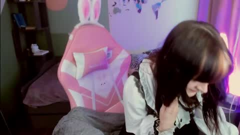 Snapshot of estertwilight chatting on May 23, 2026, 4:11 pm Ester online show from May 23, 2026, 4:11 pm