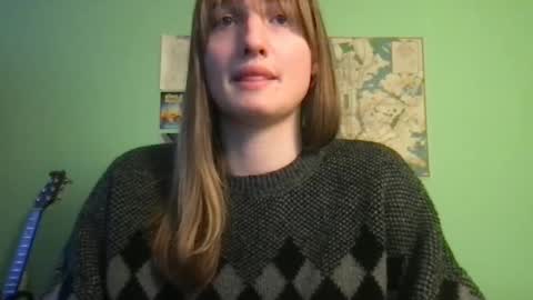 Snapshot of esthergreyplus chatting on February 11, 2025, 11:33 pm Esther Grey online show from February 11, 2025, 11:33 pm
