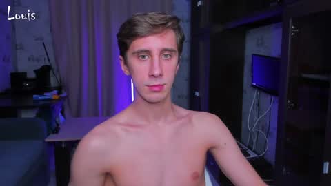 Snapshot of esthetics_boys chatting on December 11, 2024, 4:18 am LOUIS online show from December 11, 2024, 4:18 am