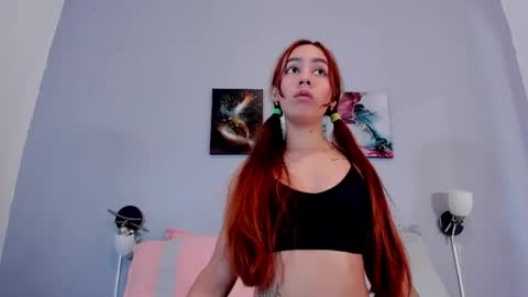 Estrellita online show from April 25, 2026, 12:19 pm