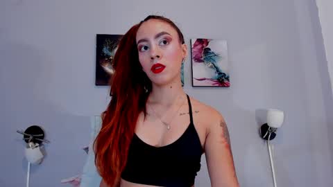 Estrellita online show from April 30, 2026, 12:22 pm