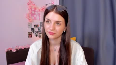 Anna  online show from April 30, 2026, 8:57 pm