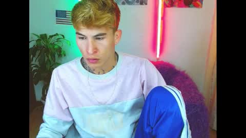 Snapshot of estrellita__jordan chatting on February 2, 2025, 12:19 am JORDAN online show from February 2, 2025, 12:19 am