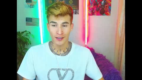 Snapshot of estrellita__jordan chatting on February 2, 2025, 10:28 pm JORDAN online show from February 2, 2025, 10:28 pm