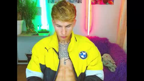 Snapshot of estrellita__jordan chatting on February 12, 2025, 4:33 am JORDAN online show from February 12, 2025, 4:33 am