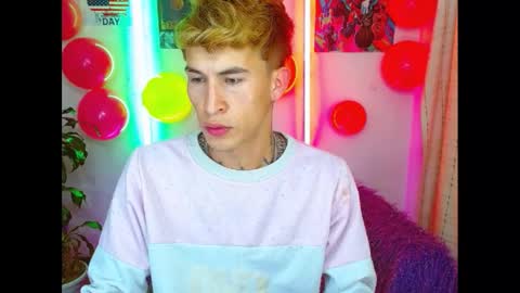 Snapshot of estrellita__jordan chatting on February 16, 2025, 8:54 am JORDAN online show from February 16, 2025, 8:54 am