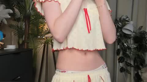 Natalie online show from April 29, 2026, 5:44 am
