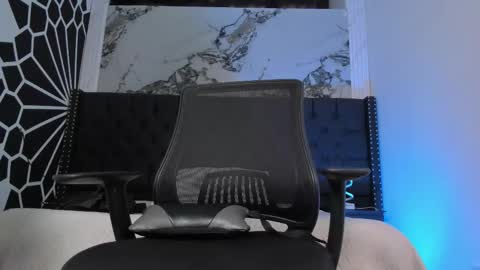 ethaancox online show from March 3, 2026, 8:48 pm