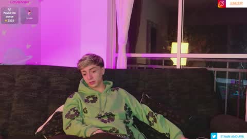 ethan and ava online show from May 14, 2026, 2:18 am