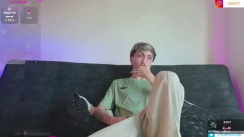 ethan and ava online show from June 3, 2026, 12:41 pm