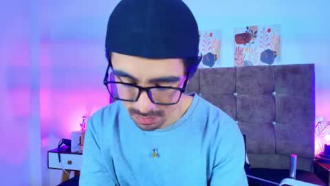 ethan  online show from June 27, 2026, 4:06 am