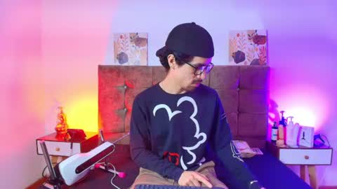 ethan  online show from August 1, 2026, 3:39 am