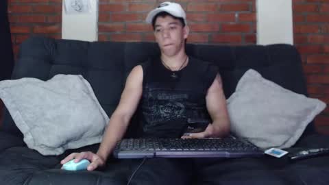 Snapshot of ethan_noir chatting on January 21, 2025, 11:24 pm Ethan Noir online show from January 21, 2025, 11:24 pm