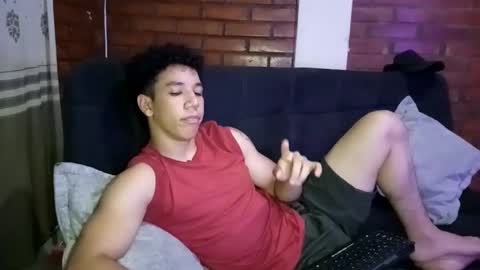 Snapshot of ethan_noir chatting on January 31, 2025, 7:39 am Ethan Noir online show from January 31, 2025, 7:39 am