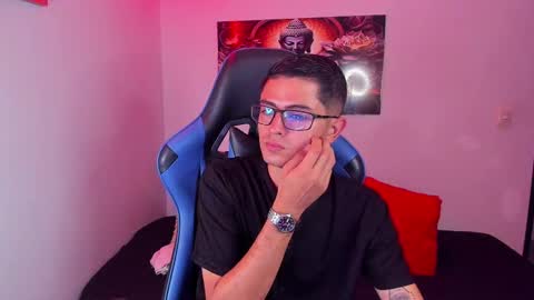 Snapshot of ethan_sai01 chatting on November 5, 2025, 12:54 am ETHAN SAI online show from November 5, 2025, 12:54 am