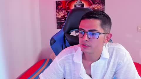 Snapshot of ethan_sai01 chatting on November 18, 2025, 9:19 pm ETHAN SAI online show from November 18, 2025, 9:19 pm