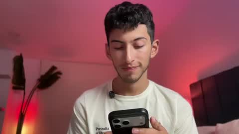 Snapshot of ethan_skiny_ chatting on July 17, 2026, 5:03 am Joan online show from July 17, 2026, 5:03 am