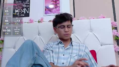 Snapshot of ethan_westt chatting on November 10, 2025, 9:14 pm Ethan online show from November 10, 2025, 9:14 pm