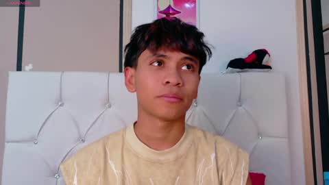 Ethan online show from April 27, 2026, 9:02 pm