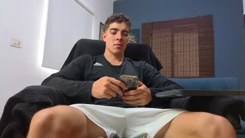 Snapshot of ethangreey1 chatting on July 3, 2026, 6:03 pm ethangreey1 online show from July 3, 2026, 6:03 pm
