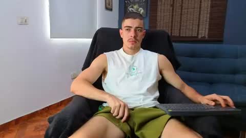 Snapshot of ethangreey1 chatting on July 31, 2026, 5:12 pm ethangreey1 online show from July 31, 2026, 5:12 pm