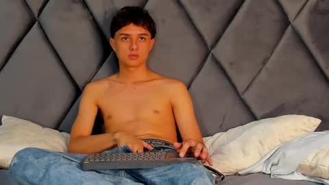 ethanlowell online show from February 17, 2025, 1:58 am