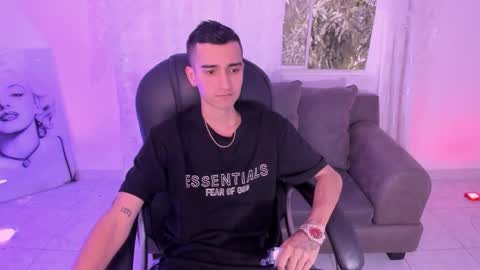 Ethan Boy online show from March 18, 2026, 8:56 pm