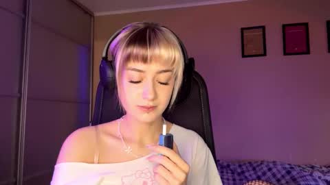 Snapshot of ethelynprochaska chatting on November 21, 2025, 5:06 am Emily online show from November 21, 2025, 5:06 am