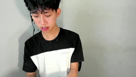 Ethan online show from February 10, 2025, 1:03 am