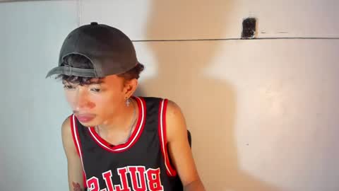 Ethan online show from April 22, 2026, 5:14 pm