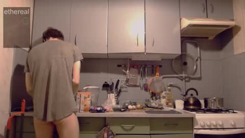 Snapshot of etherealg chatting on September 23, 2025, 5:05 pm G online show from September 23, 2025, 5:05 pm