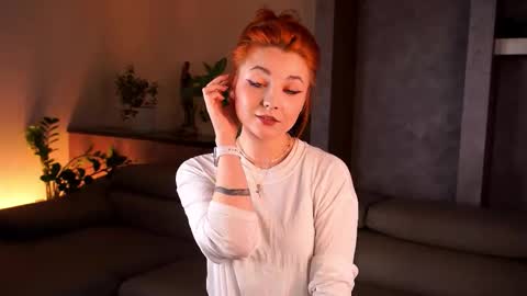 Snapshot of eugenecristino chatting on October 17, 2025, 11:35 am Lillie here and its my first day online show from October 17, 2025, 11:35 am