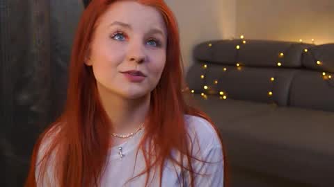 Snapshot of eugenecristino chatting on November 29, 2025, 12:52 pm Lillie here and its my first day online show from November 29, 2025, 12:52 pm