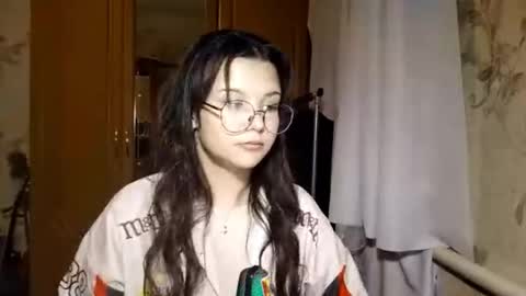Snapshot of eugeniecarrubba chatting on May 21, 2026, 6:48 pm Lily 1st day online show from May 21, 2026, 6:48 pm