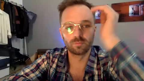 Snapshot of euginehot chatting on March 6, 2025, 9:47 am euginehot online show from March 6, 2025, 9:47 am